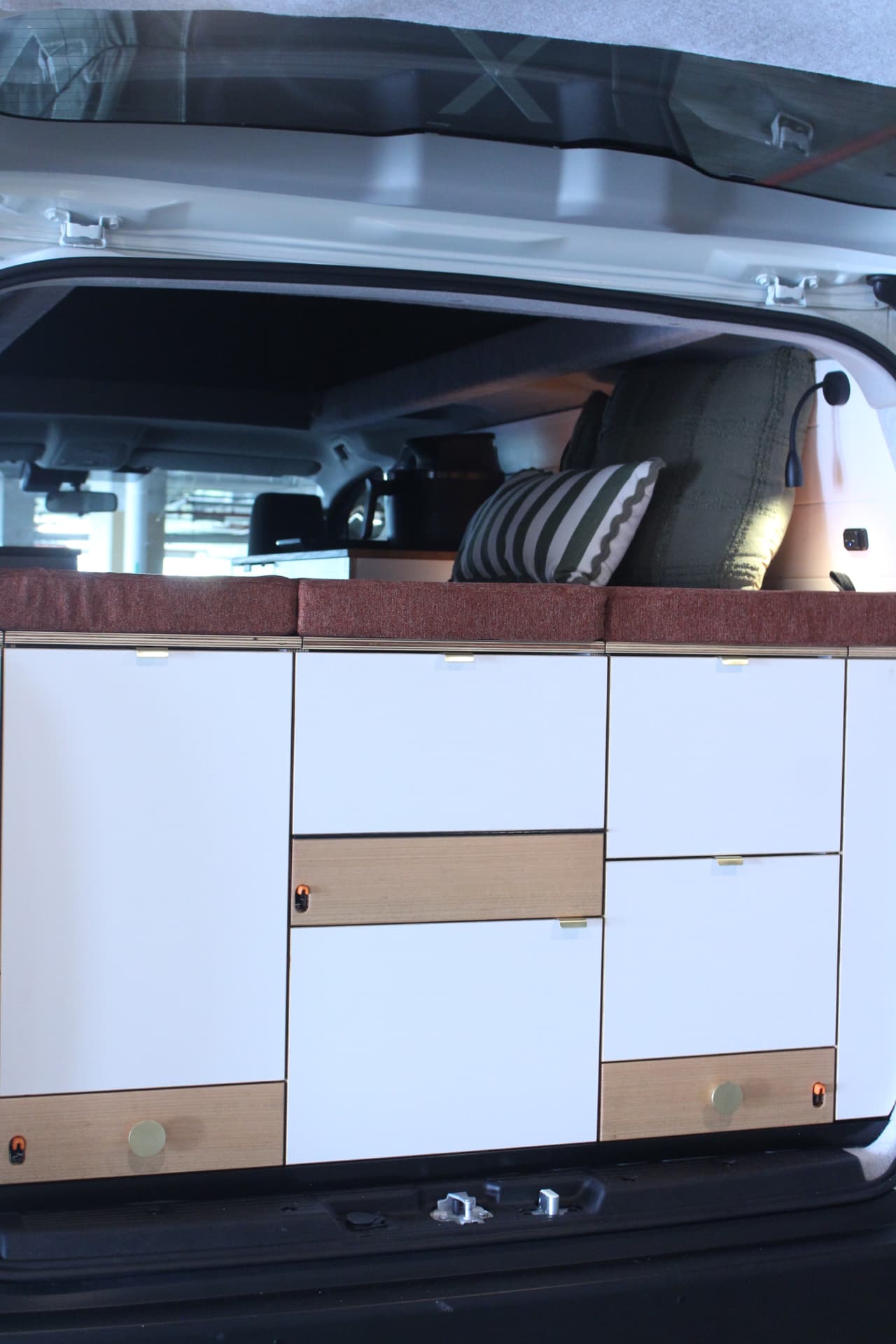 Toyota Hiace 300 Series Pop Top — 