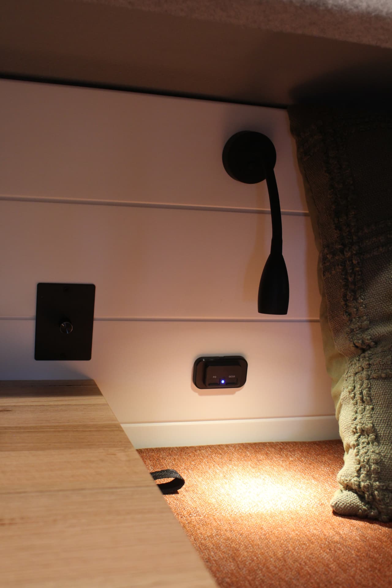 Toyota Hiace 300 Series Pop Top — 